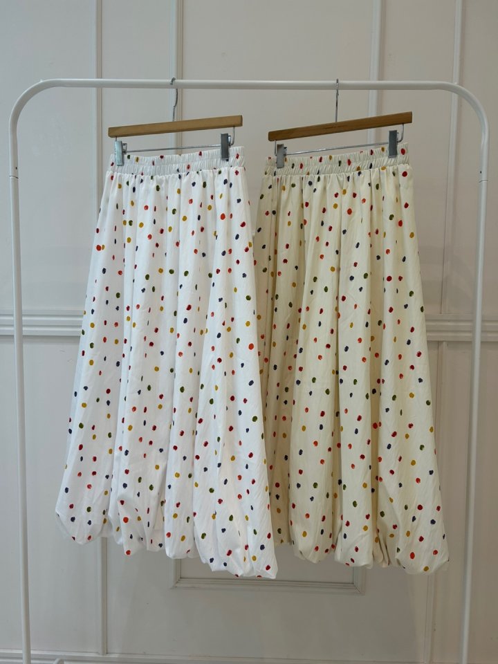 Pearls room - Korean Women Fashion - #momslook - Dot Balloon Skirt - 12