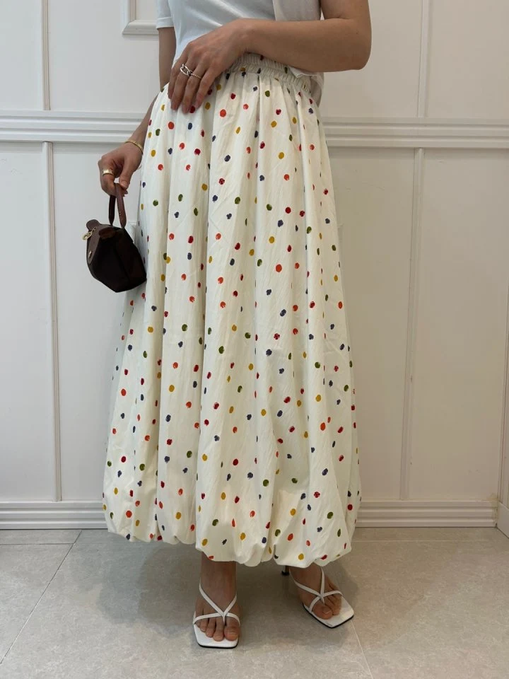 Pearls room - Korean Women Fashion - #momslook - Dot Balloon Skirt - 9