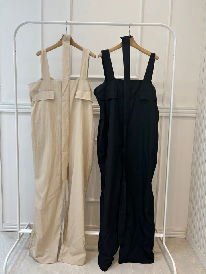 Pearls room - Korean Women Fashion - #momslook - Sleeveless Jumpsuit - 12