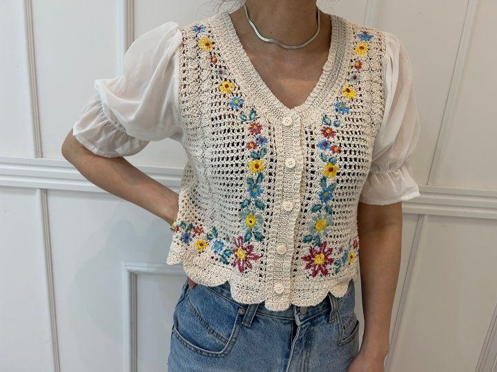 Pearls room - Korean Women Fashion - #momslook - Embroidered Blouse - 10