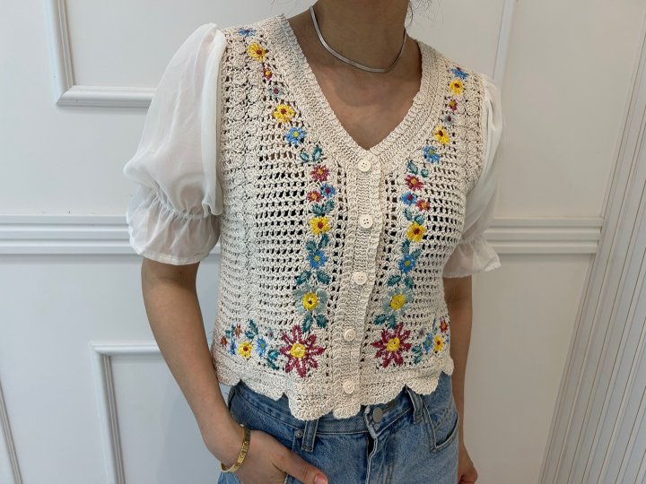 Pearls room - Korean Women Fashion - #momslook - Embroidered Blouse - 8