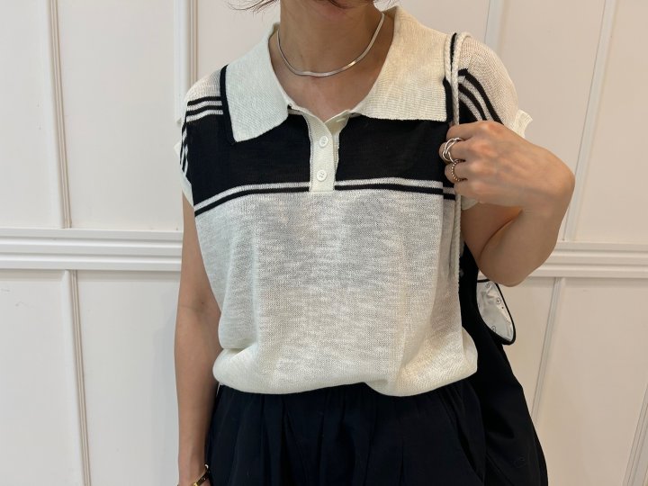 Pearls room - Korean Women Fashion - #momslook - Stripe Contrast Short Sleeve Knit - 2