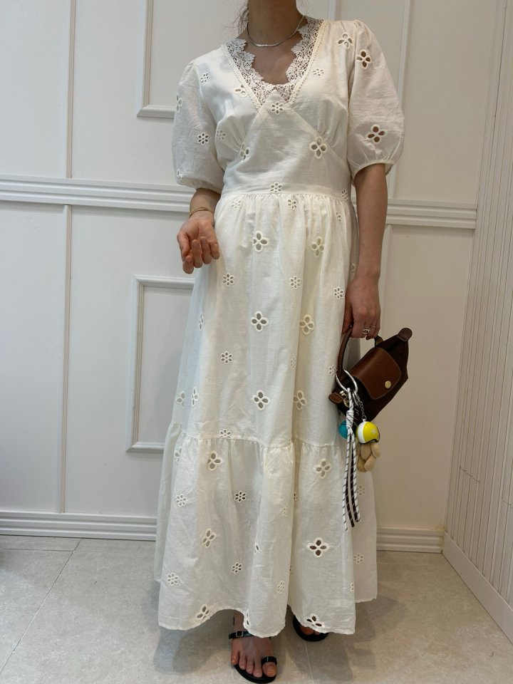 Pearls room - Korean Women Fashion - #momslook - Punching V Long One-piece - 8