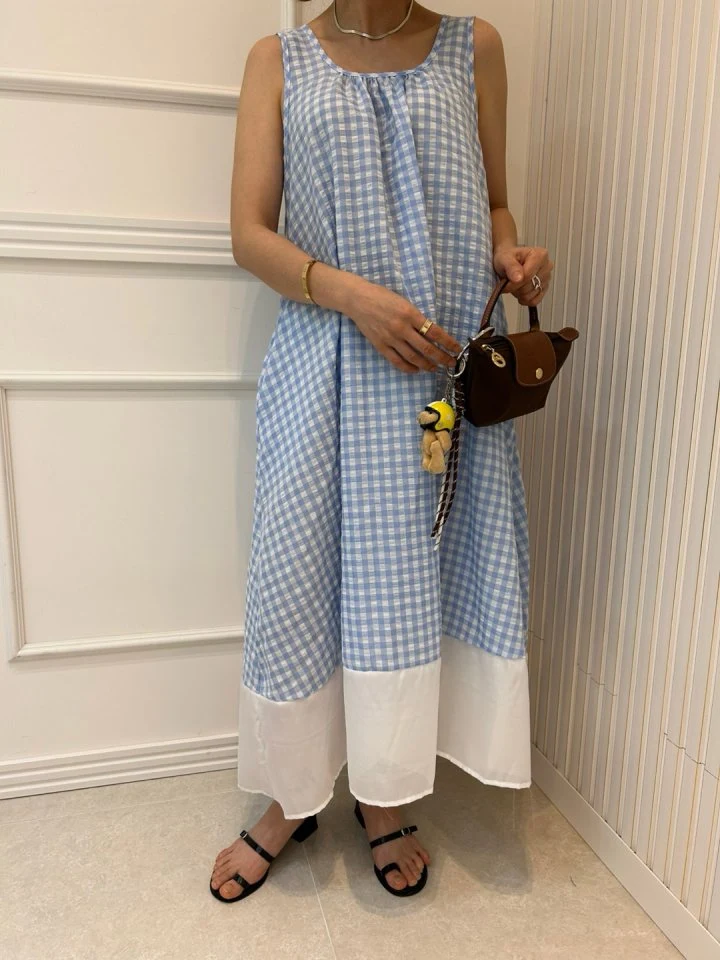 Pearls room - Korean Women Fashion - #momslook - Check Contrast Sleeveless One-piece - 10