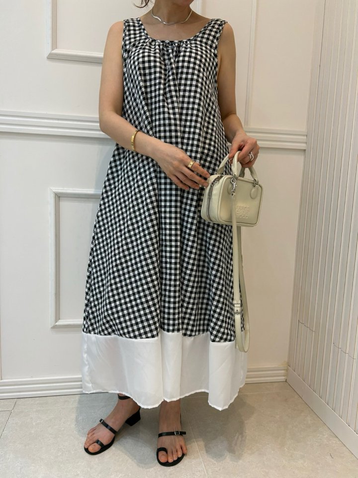 Pearls room - Korean Women Fashion - #womensfashion - Check Contrast Sleeveless One-piece - 4