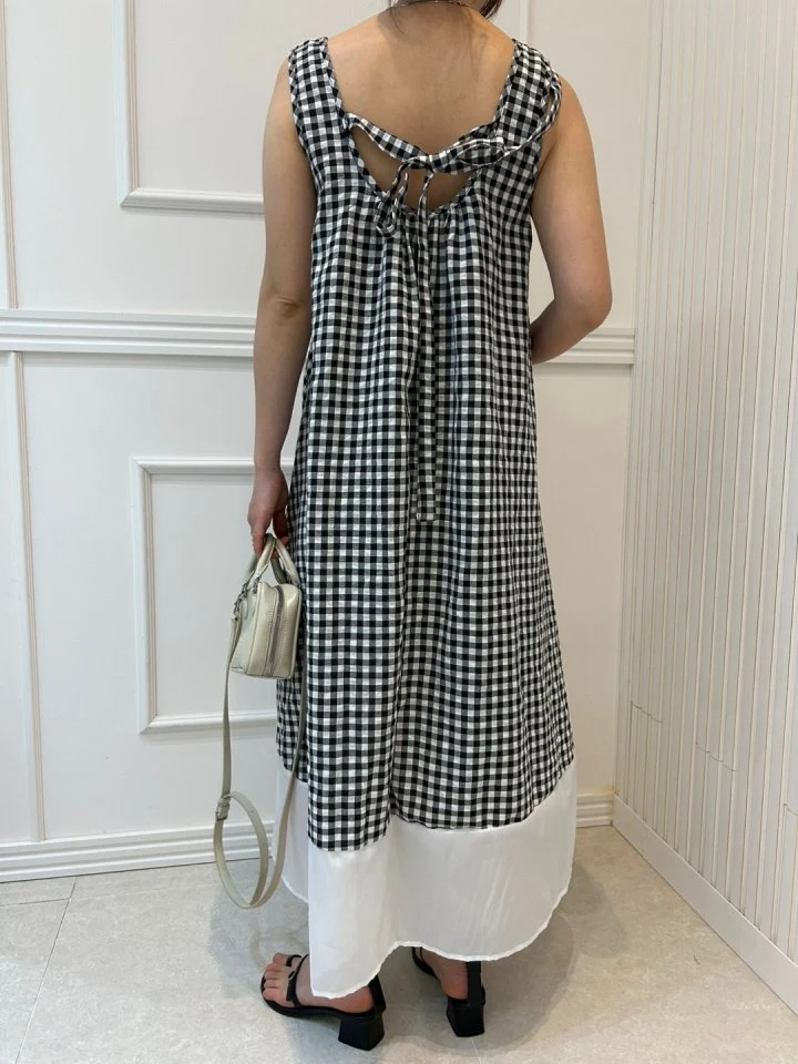 Pearls room - Korean Women Fashion - #momslook - Check Contrast Sleeveless One-piece - 6