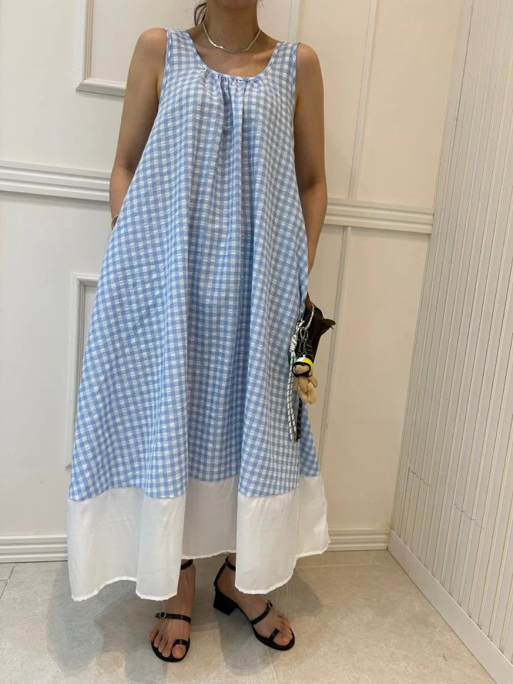 Pearls room - Korean Women Fashion - #momslook - Check Contrast Sleeveless One-piece - 8