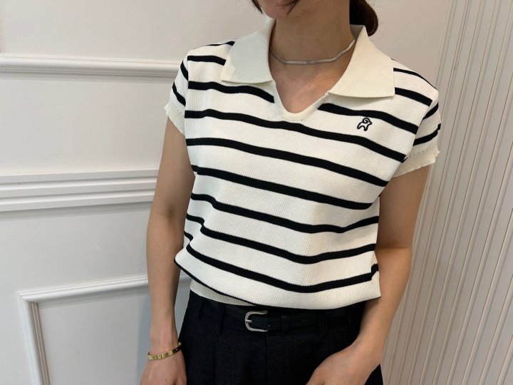 Pearls room - Korean Women Fashion - #momslook - Contrast Embroidery Short Sleeve Collar Knit - 8