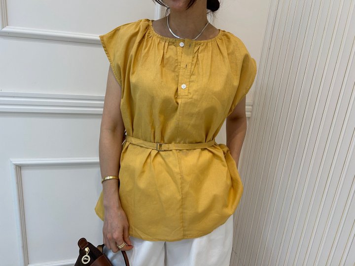 Pearls room - Korean Women Fashion - #momslook - Shirring Strap Blouse - 8