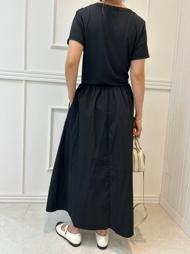 Pearls room - Korean Women Fashion - #momslook - Plain One-piece - 5