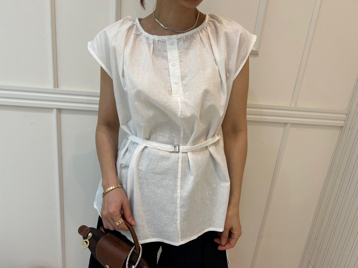 Pearls room - Korean Women Fashion - #pursuepretty - Shirring Strap Blouse - 12