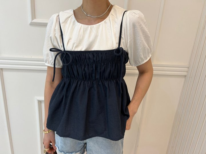 Pearls room - Korean Women Fashion - #pursuepretty - Smocked Blouse Set  - 11