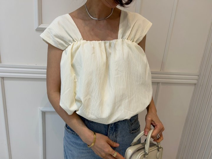 Pearls room - Korean Women Fashion - #restrostyle - Balloon Sleeveless Blouse - 2