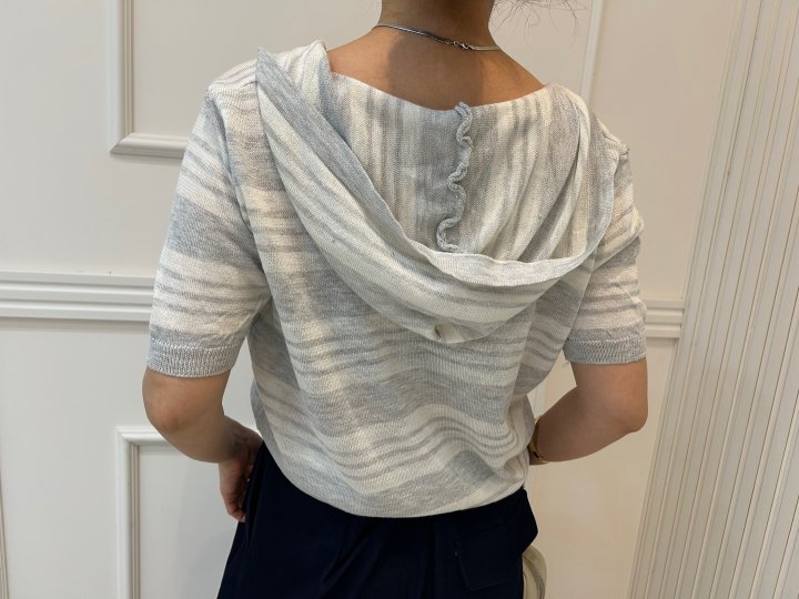Pearls room - Korean Women Fashion - #romanticstyle - Blanc Stripe Hoodie Short Sleeve Knit - 11
