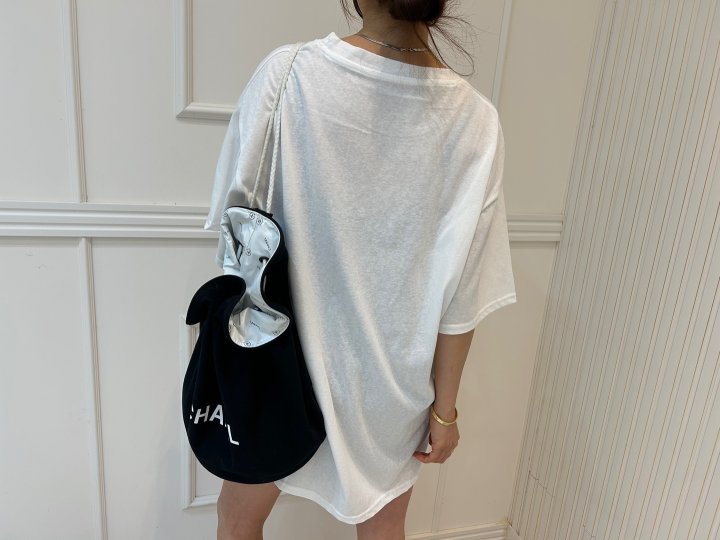 Pearls room - Korean Women Fashion - #shopsmall - Fuzzy Print Tee - 6