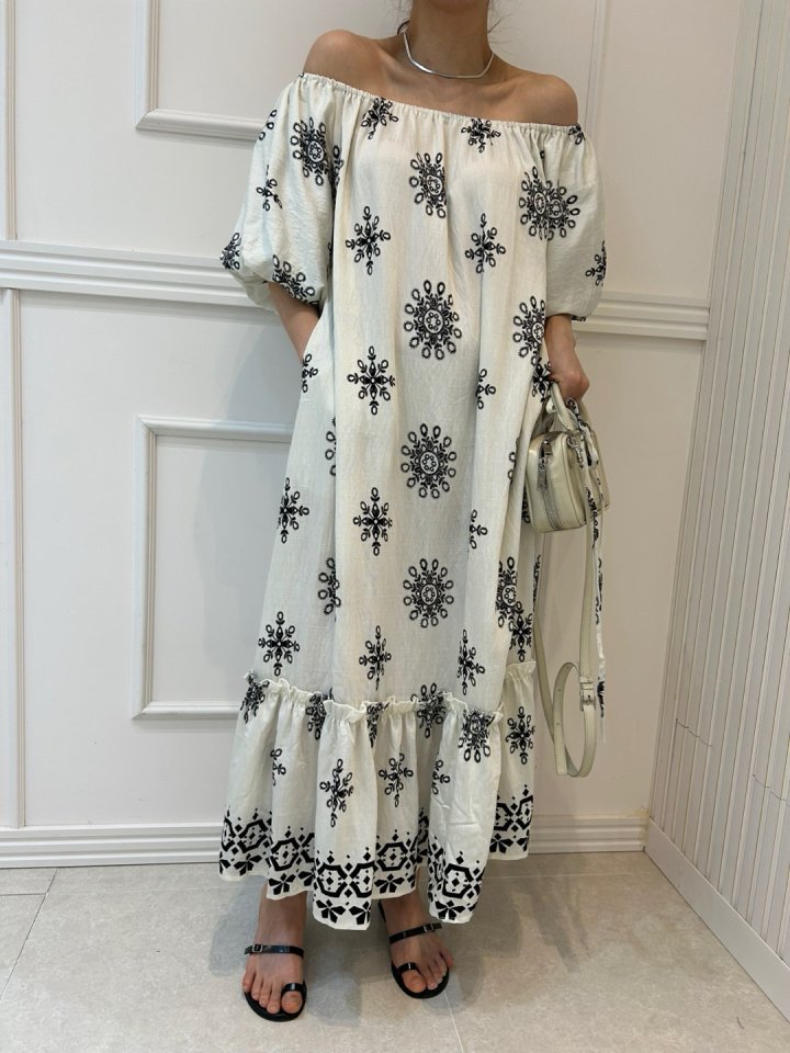 Pearls room - Korean Women Fashion - #shopsmall - Print Off-Shoulder One-piece - 11