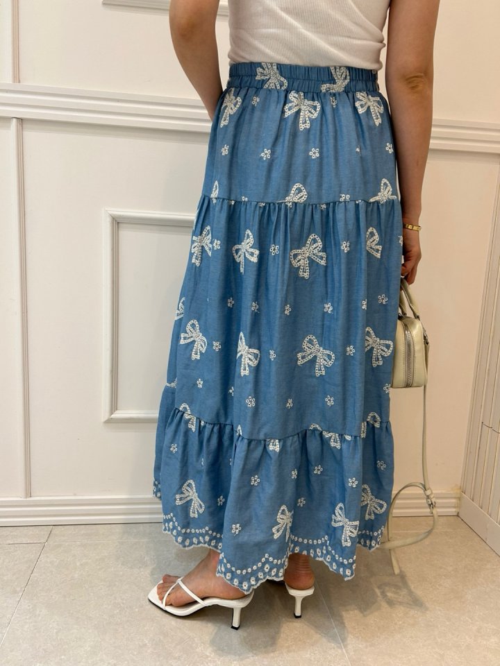 Pearls room - Korean Women Fashion - #shopsmall - Ribbon Embroidery Skirt - 5