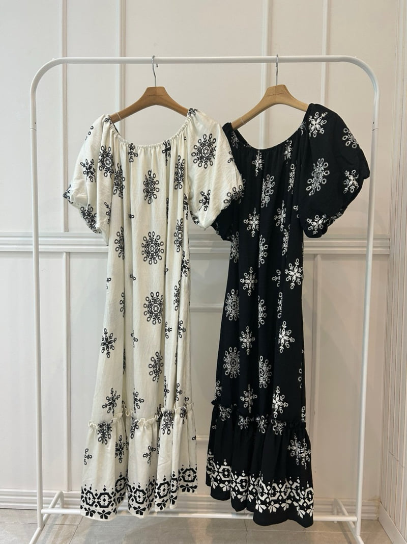 Pearls room - Korean Women Fashion - #thatsdarling - Print Off-Shoulder One-piece - 12