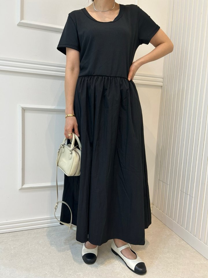 Pearls room - Korean Women Fashion - #thatsdarling - Plain One-piece - 3