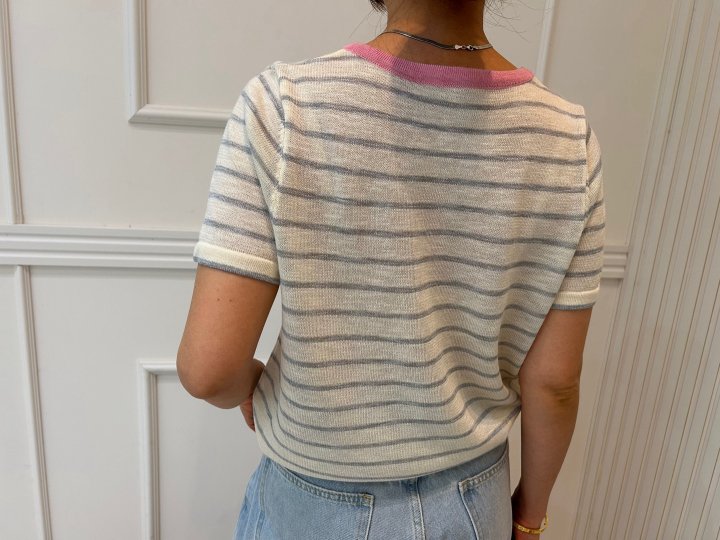Pearls room - Korean Women Fashion - #womensfashion - Smile Stripe Knit Cardigan - 10