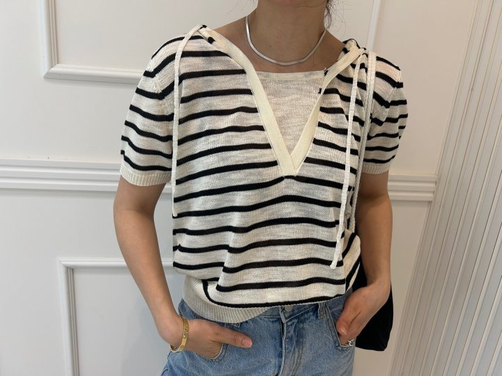 Pearls room - Korean Women Fashion - #momslook - Contrast Hood Short Sleeve Knit - 4