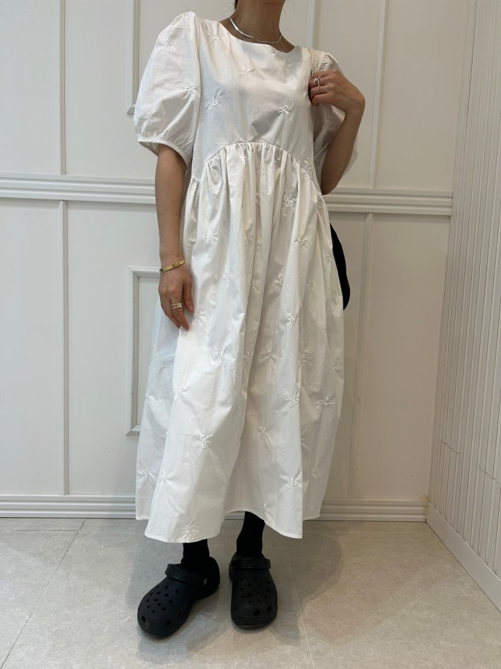 Pearls room - Korean Women Fashion - #womensfashion - Ribbon Embroidery One-piece - 10