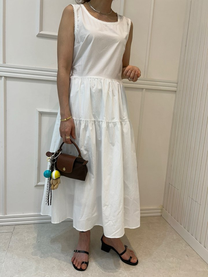 Pearls room - Korean Women Fashion - #womensfashion - Selly Lace Strap One-piece - 10