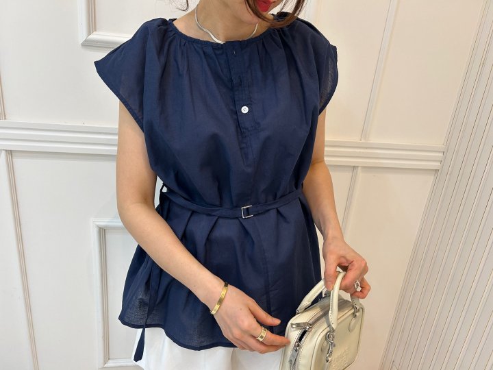 Pearls room - Korean Women Fashion - #womensfashion - Shirring Strap Blouse - 3