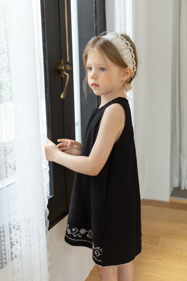 Perrobebe - Korean Children Fashion - #magicofchildhood - Bonita Embroidered One-piece - 7