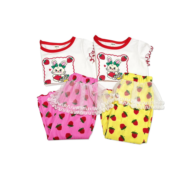 Sera - Korean Children Fashion - #prettylittlegirls - Strawberry Picnic Set
