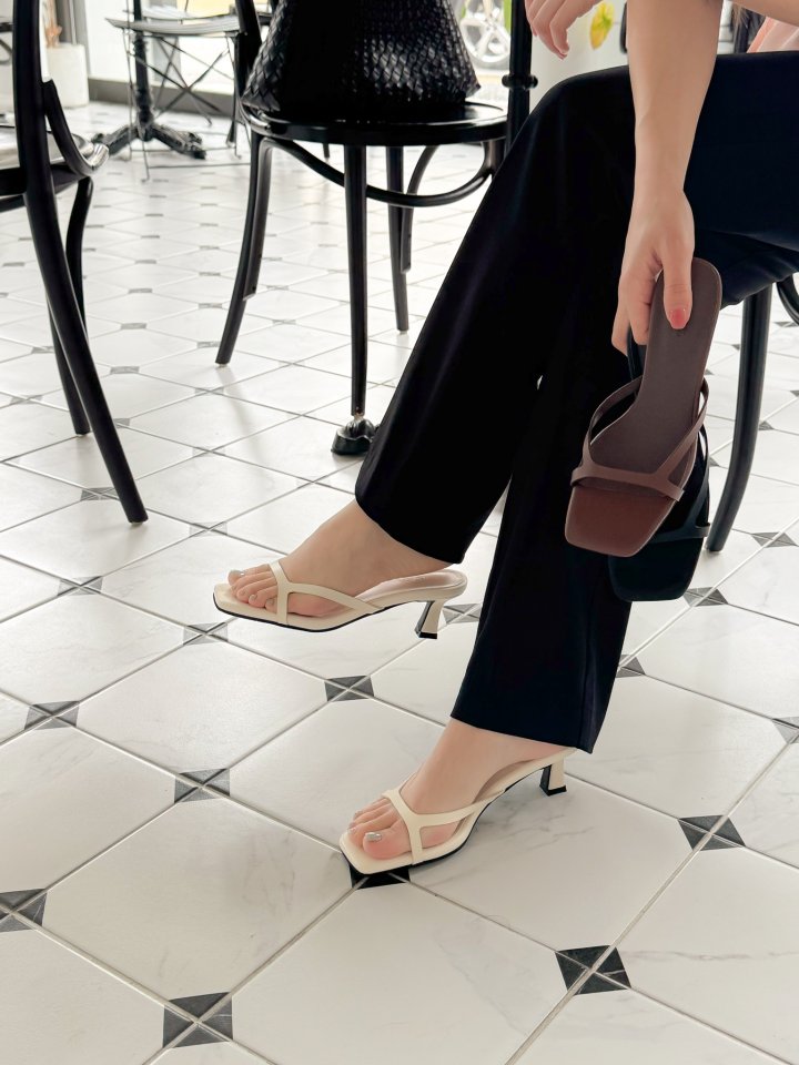 Vade - Korean Women Fashion - #momslook - Flip-Flop Sandals Heel - 6