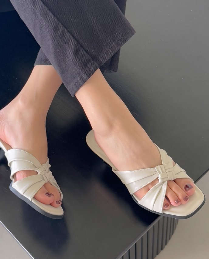 Vade - Korean Women Fashion - #momslook - Basic Twisted Sandals - 2