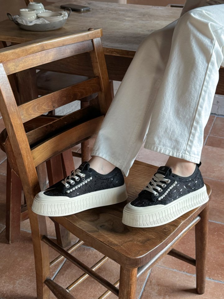 Vade - Korean Women Fashion - #momslook - Pearl Sneakers - 5