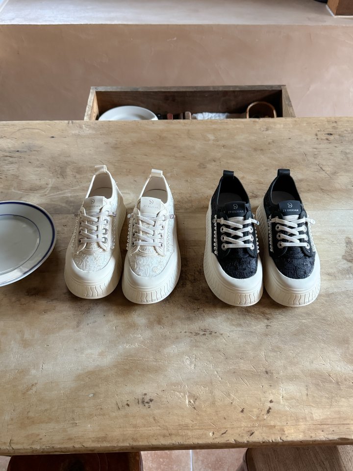 Vade - Korean Women Fashion - #momslook - Pearl Sneakers - 9
