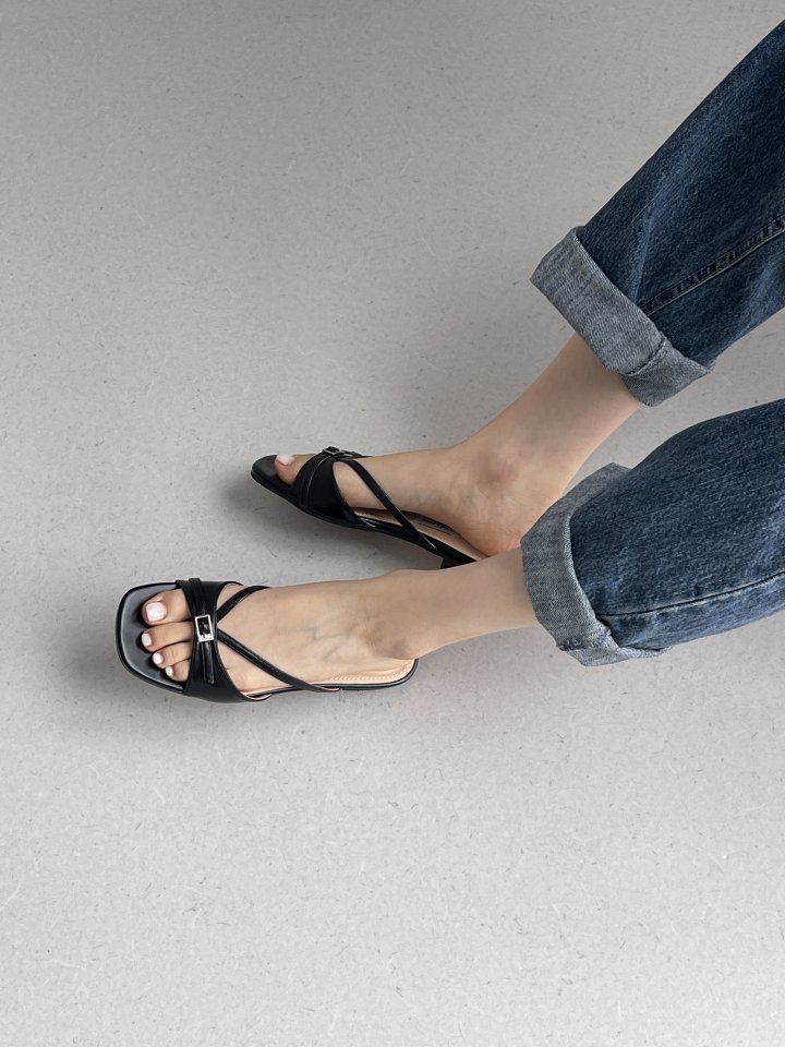 Vade - Korean Women Fashion - #momslook - Low Heel Sandals Slipper Velcro Buckle - 8