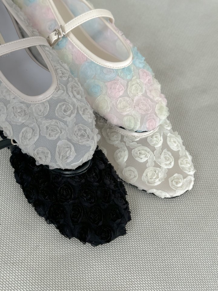 Vade - Korean Women Fashion - #momslook - Round Mary Jane Flower Pattern Mesh Flat - 3