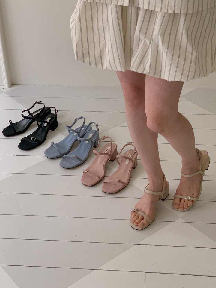 Vade - Korean Women Fashion - #momslook - Strap Buckle Summer Sandals Heel