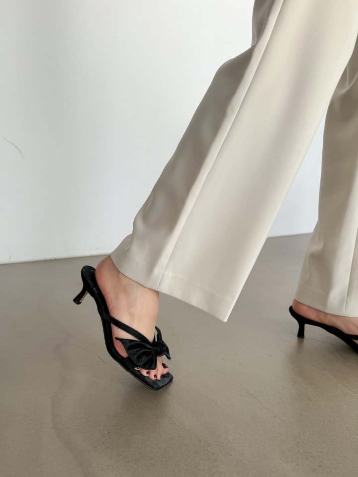 Vade - Korean Women Fashion - #momslook - Square Ribbon Soft Sandals - 8