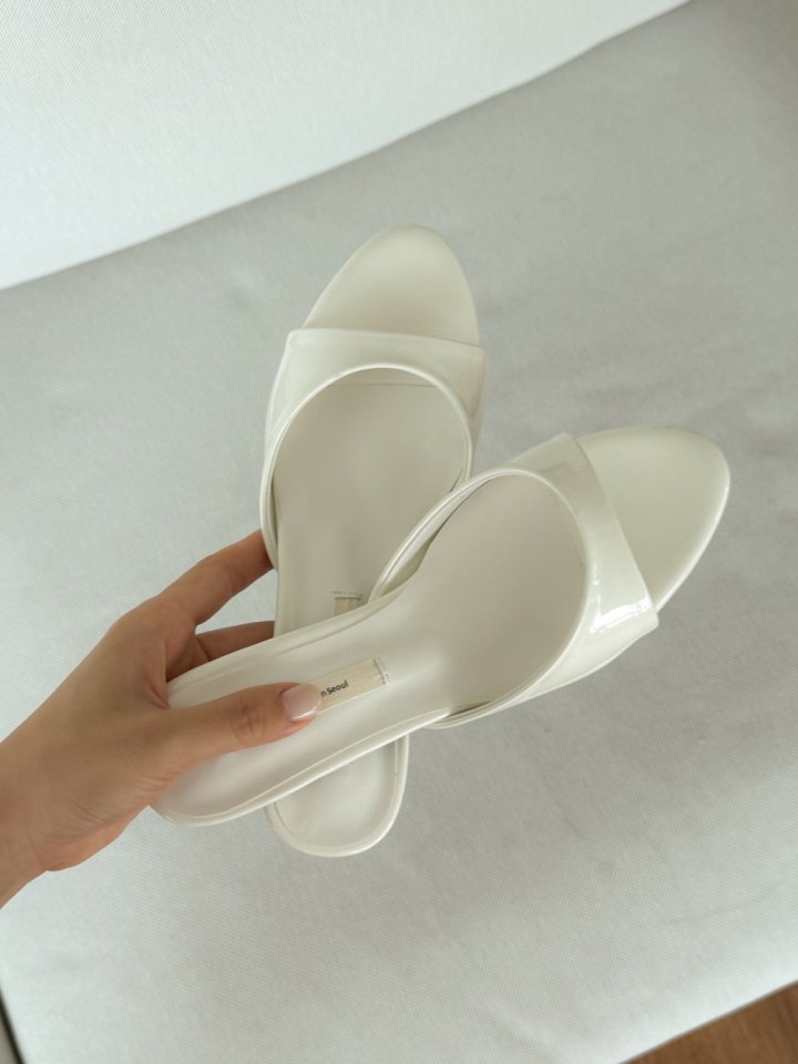 Vade - Korean Women Fashion - #momslook - Round Low Heel Mule Sandals Heel - 8