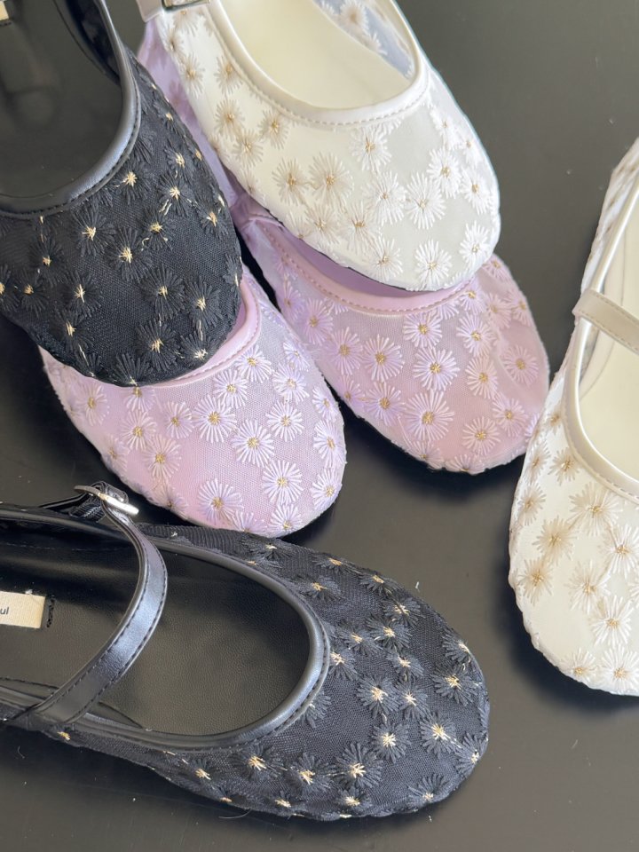 Vade - Korean Women Fashion - #momslook - Peace Flower Mesh Pattern Flat - 10