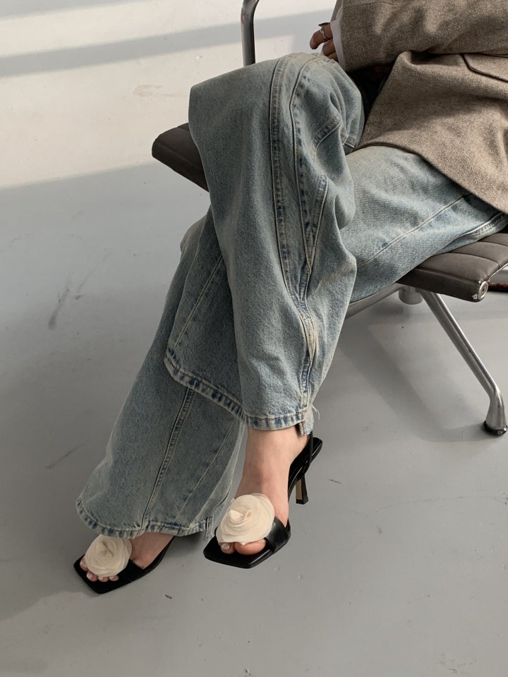 Vade - Korean Women Fashion - #momslook - Flower Sandals Heel - 12