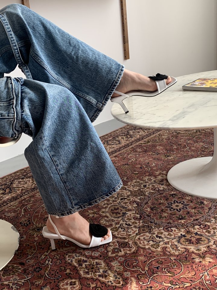 Vade - Korean Women Fashion - #momslook - Flower Sandals Heel - 8