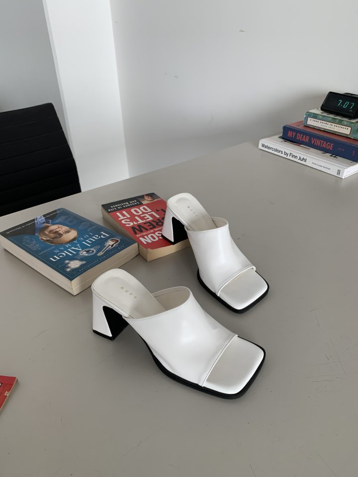 Vade - Korean Women Fashion - #momslook - Square Open-Toe Sandals Heel - 12