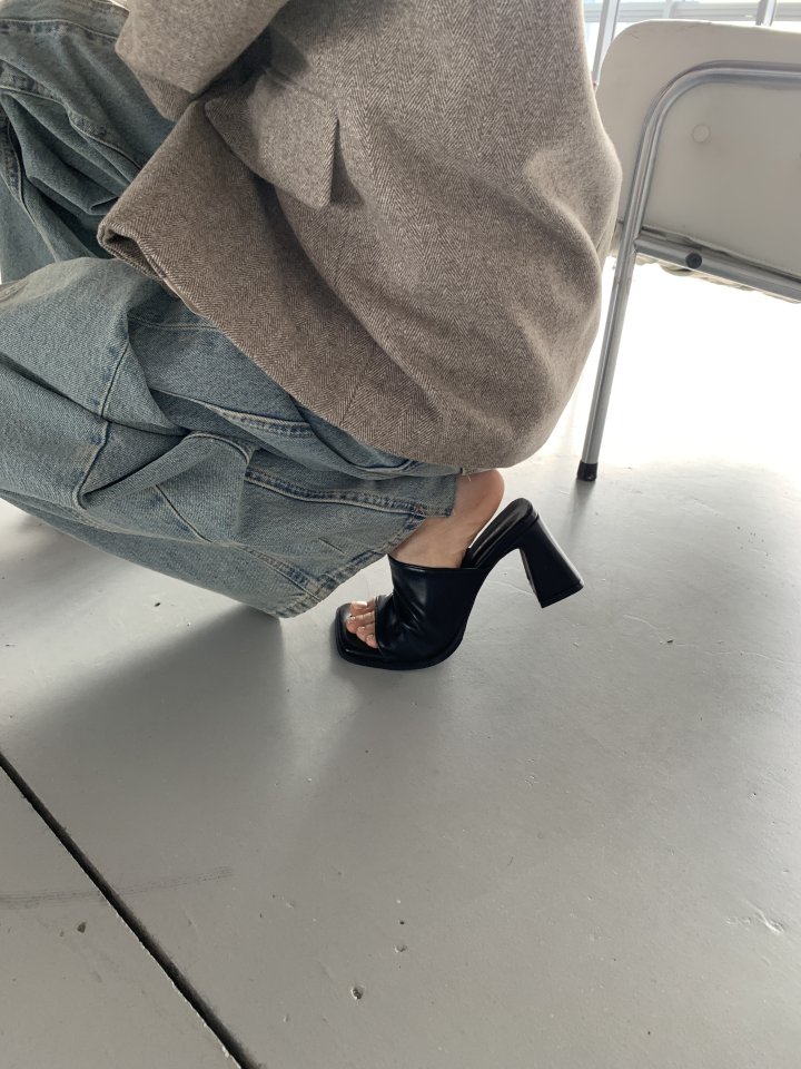 Vade - Korean Women Fashion - #momslook - Square Open-Toe Sandals Heel - 3