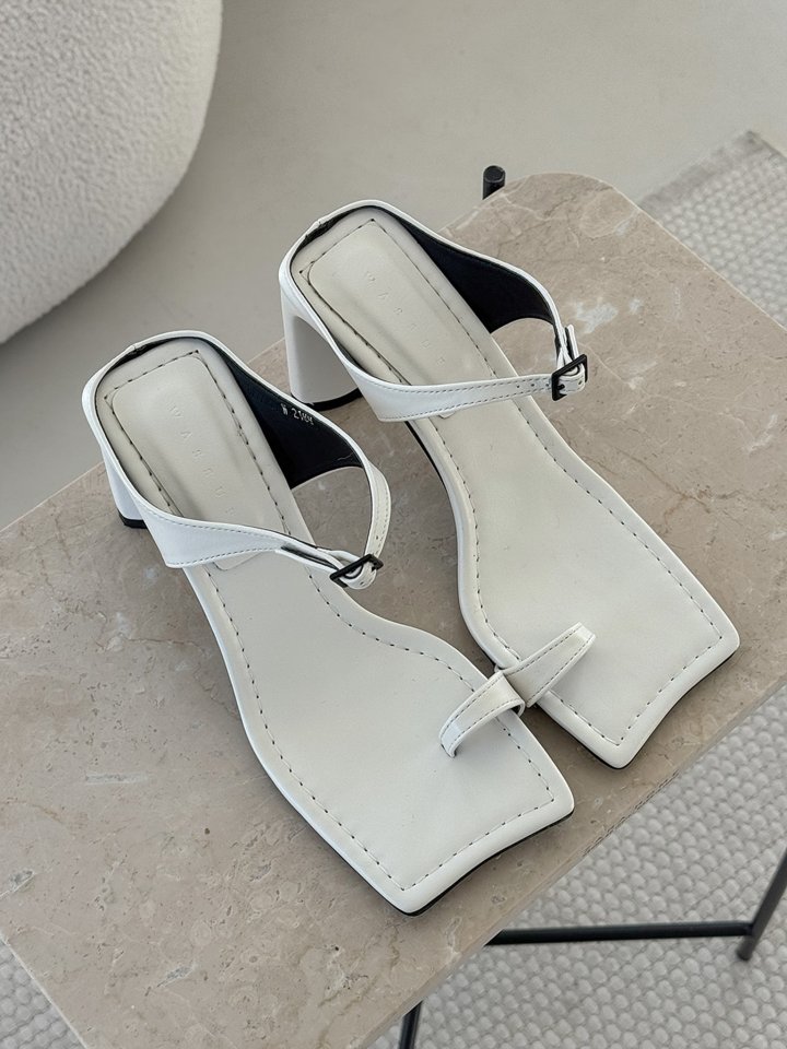 Vade - Korean Women Fashion - #momslook - Basic Half Square Toe Point Sandals - 2