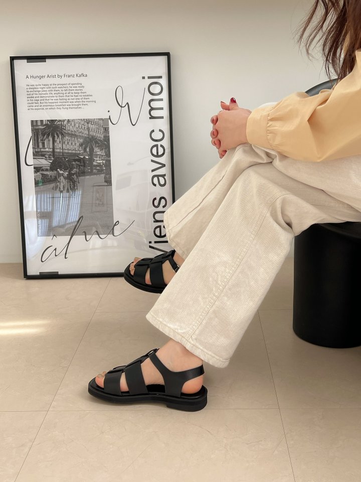Vade - Korean Women Fashion - #momslook - Square Open-Toe Sandals - 12