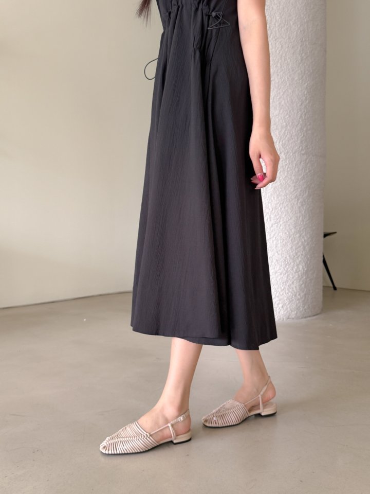 Vade - Korean Women Fashion - #momslook - Round Square Slingback Heel - 6