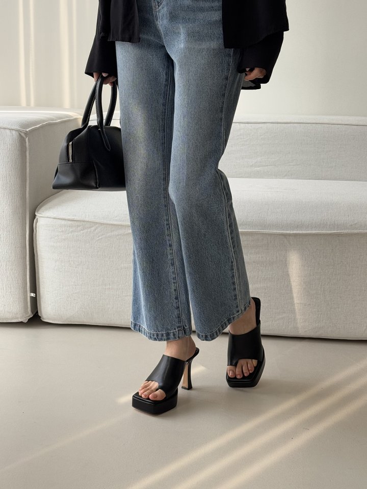 Vade - Korean Women Fashion - #momslook - Basic Half Square Toe Point Sandals - 5