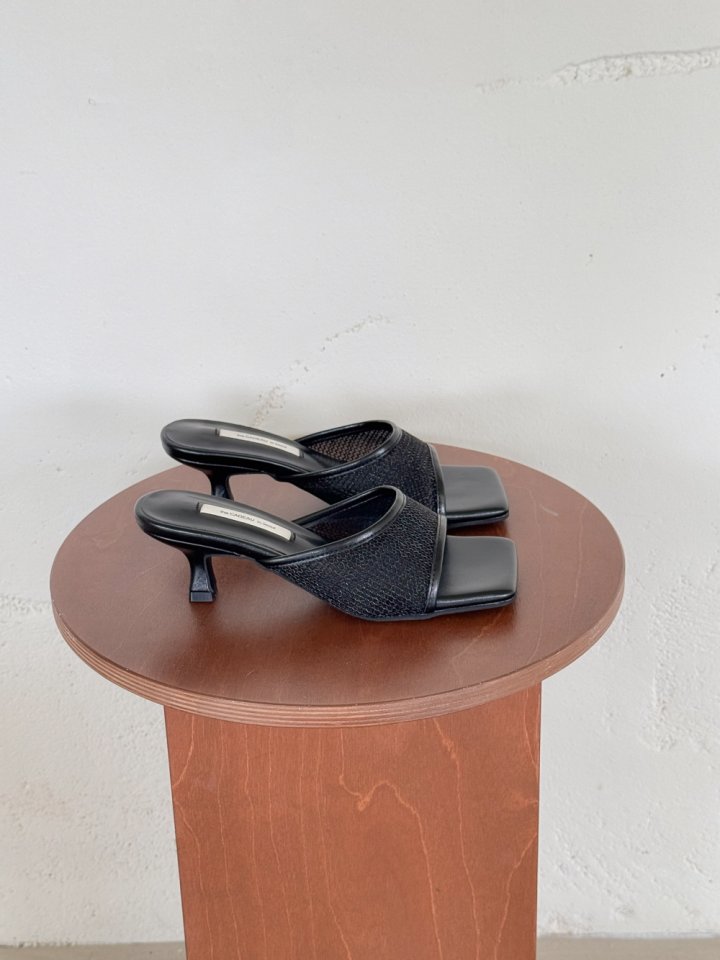 Vade - Korean Women Fashion - #momslook - Bermuda Square Sandals Heel - 11