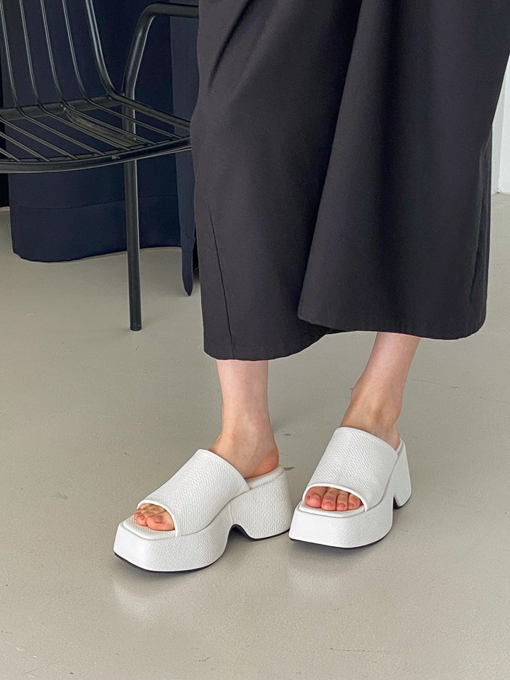 Vade - Korean Women Fashion - #momslook - Chunky Sandals - 11